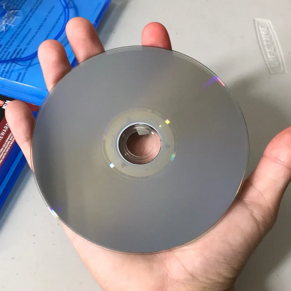Ps4 game, like brand new MADDEN NFL 17 - Picture 4 of 4